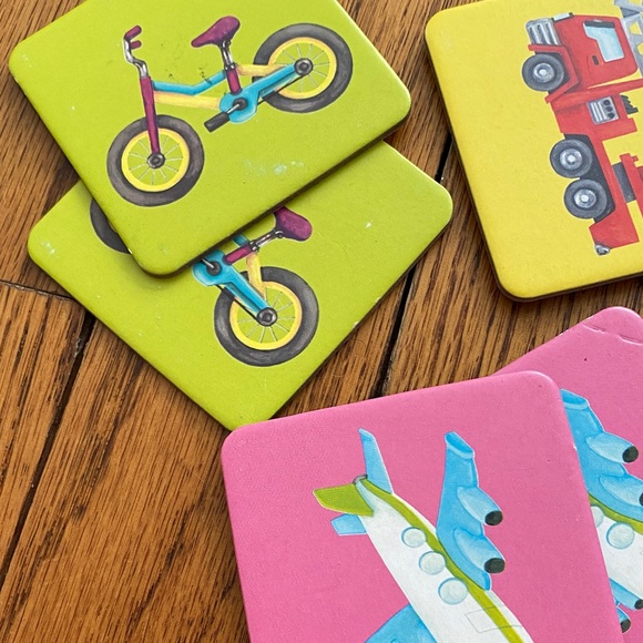 Lovevery Things That Move Memory Matching Game Investigator
Play Kit 31-33 M - Picture 3 of 7